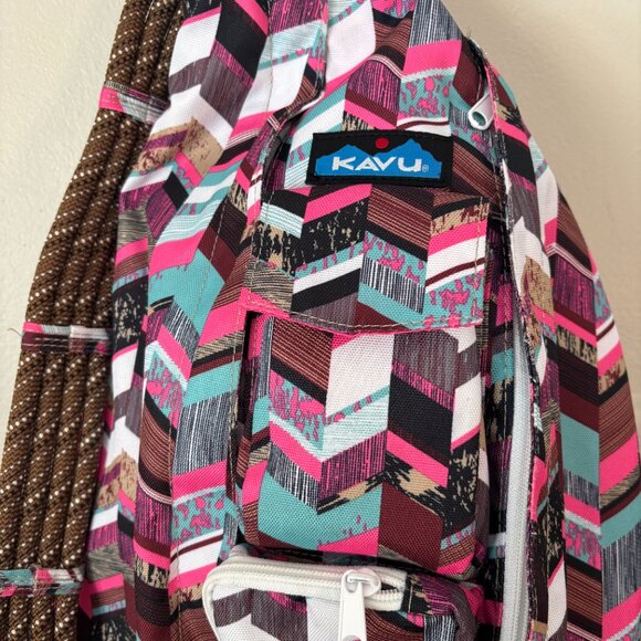 Kavu Pink Black Geometric Design Cotton Canvas Rope Sling Crossbody Backpack - Picture 2 of 12